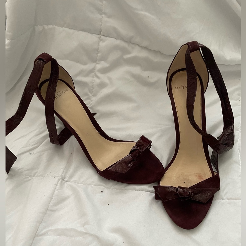 Alexandre Birman Burgundy Heels with Bow Detail - Picture 2 of 4
